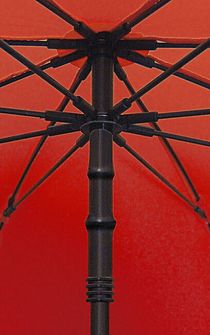Wytrzymały i niezniszczalny parasol EuroSchirm Swing Liteflex, czerwony